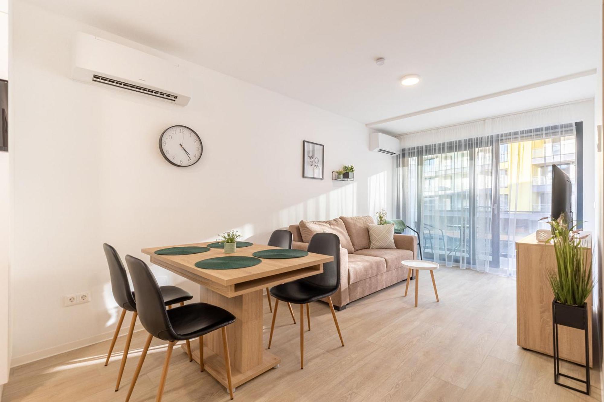 Casa Romana Apartmanok Siofok By Bltn Екстериор снимка