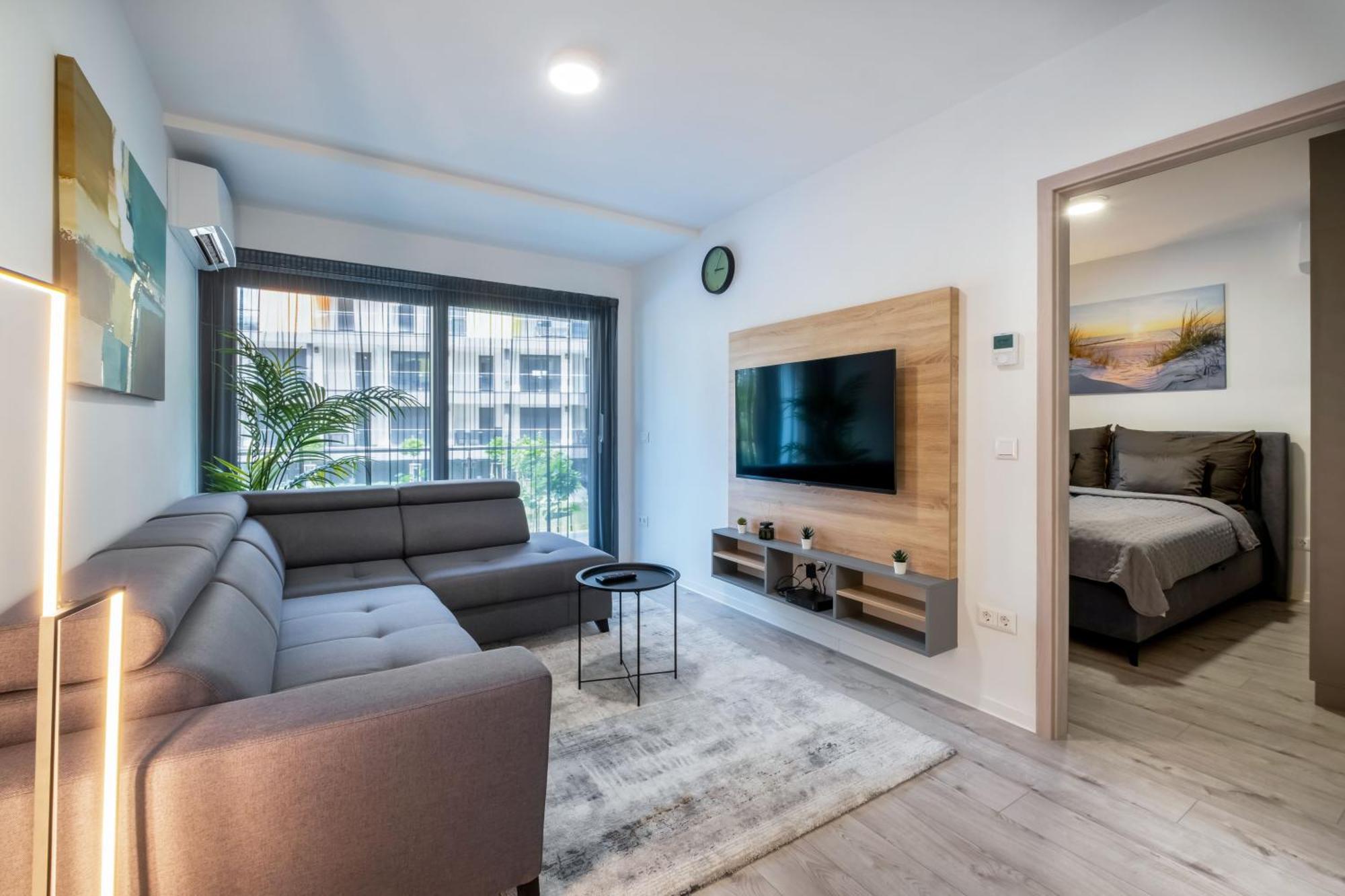 Casa Romana Apartmanok Siofok By Bltn Екстериор снимка
